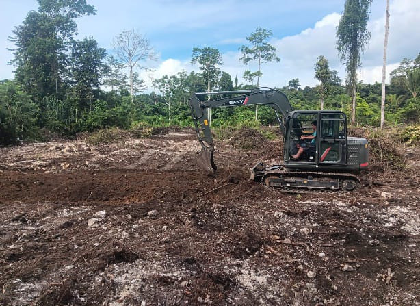TMMD Ke-129 Tuntaskan Pembukaan Lahan 1 Hektar, Siap Ditanami untuk Perkuat Ketahanan Pangan Kampung Sesor