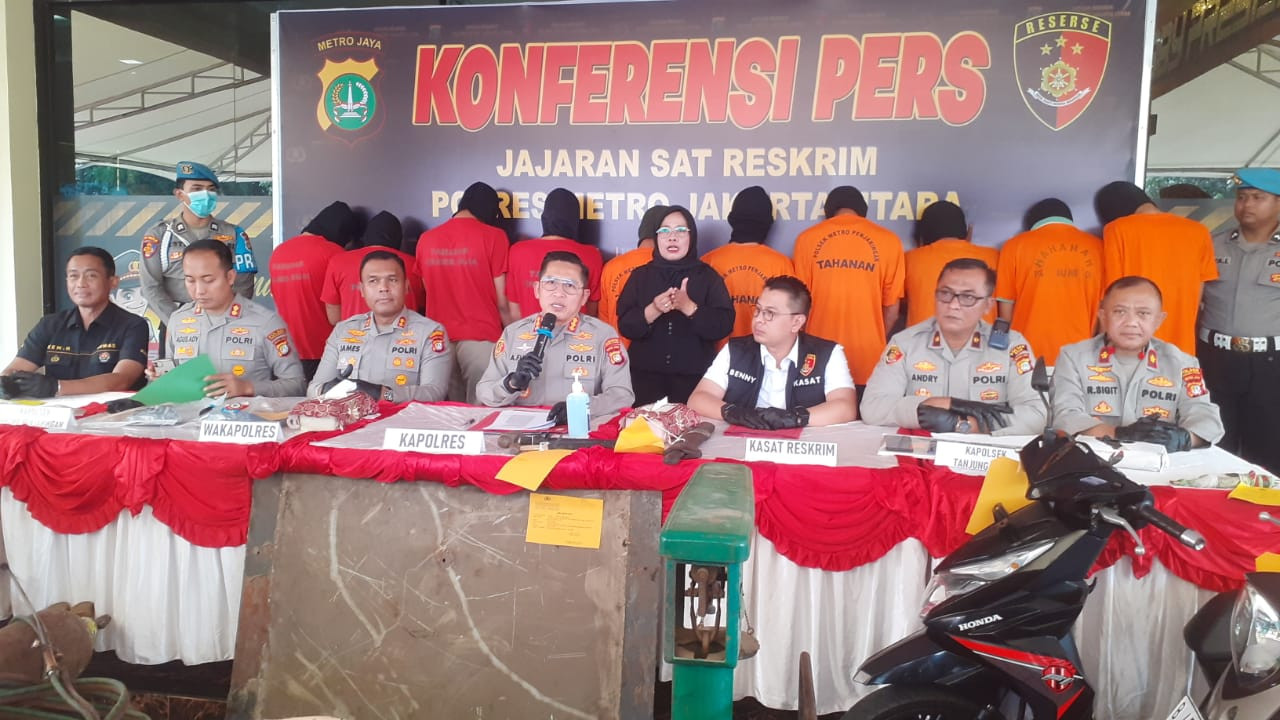 Polres Metro Jakarta Utara Ungkap 12 Kasus Curanmor, 8 Tersangka Ditangkap di Koja
