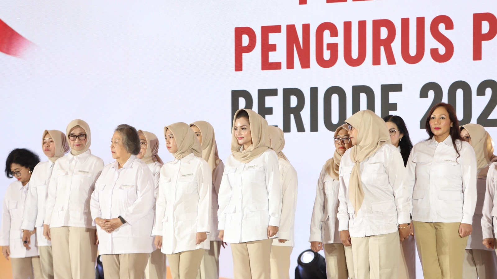 Resmi Dilantik Jadi Ketua Umum PIRA, Novita Wijayanti Ajak Kader Perkuat Kerja Nyata untuk Masyarakat