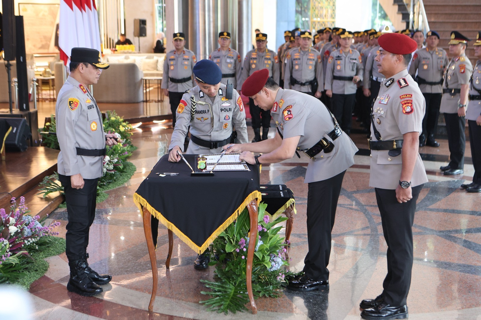 Kapolda Pimpin Sertijab 3 Pejabat Utama PMJ, Pesan Tegas: Tunjukkan Kinerja Terbaik