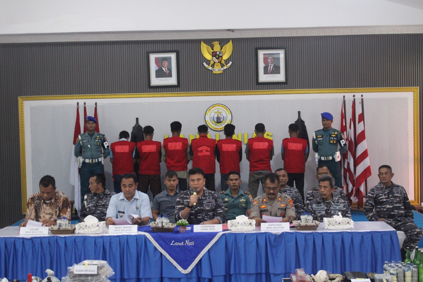 Lanal Nias Berhasil Tangkap Kapal Illegal Fishing Yang Menggunakan Bahan Peledak