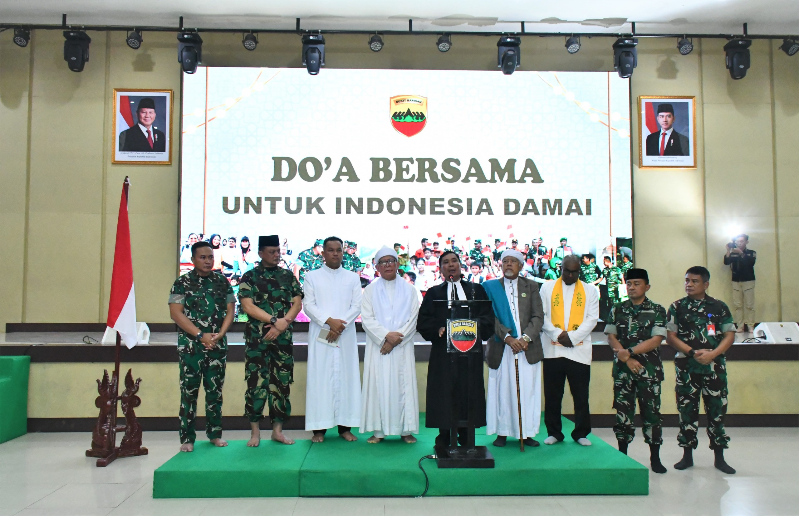 Dukung Terciptanya Keamanan dan Keselamatan Masyarakat Bangsa Indonesia, Komandan Kodaeral I Hadiri Acara Doa Bersama