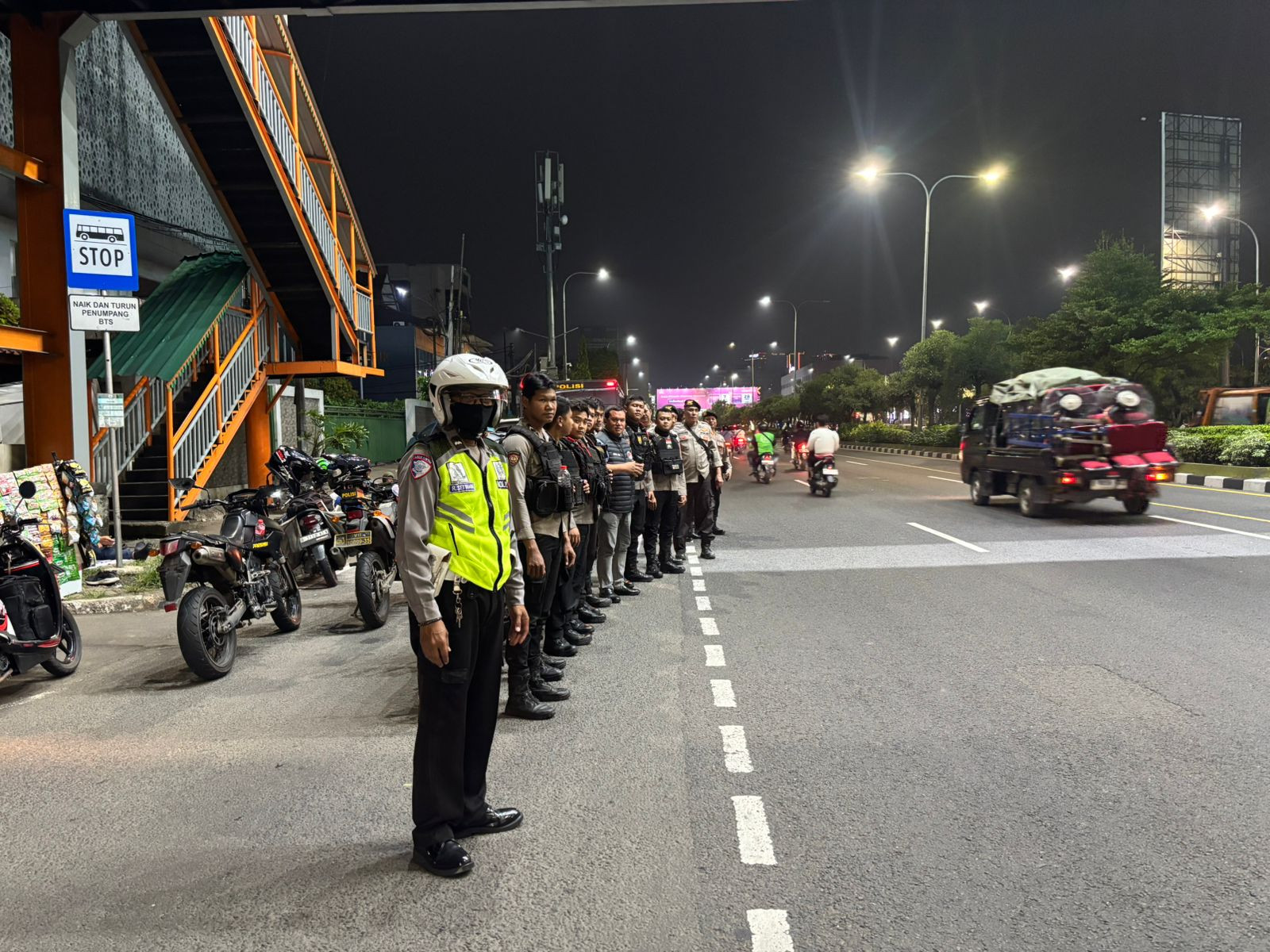 Operasi Kejahatan Jalanan: Polisi Jaga Ketat Kawasan Ahmad Yani Hingga Summarecon Bekasi