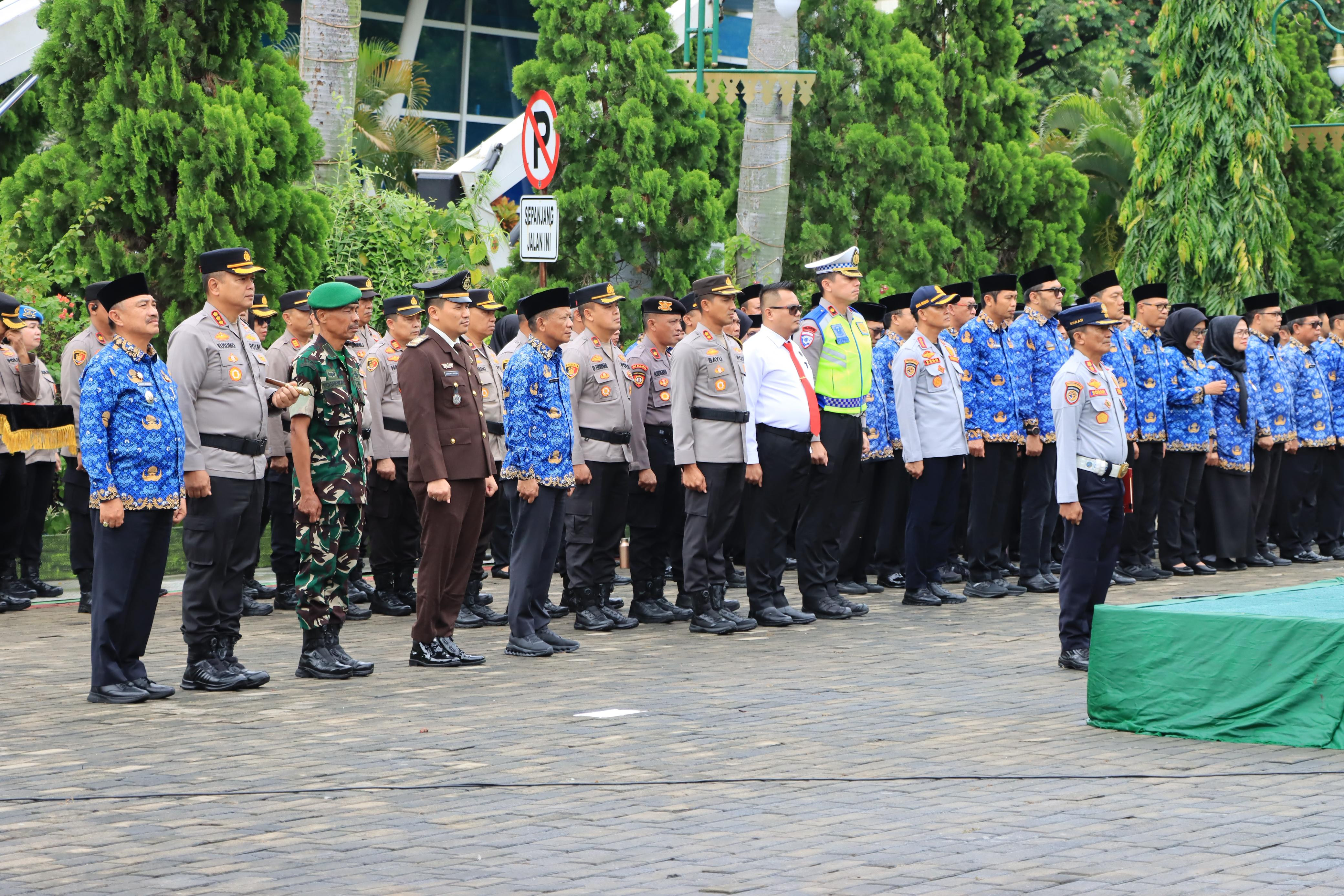 Wujudkan Nataru Aman, Polres Metro Bekasi Kota Gelar Apel Pasukan Operasi Lilin Jaya 2025
