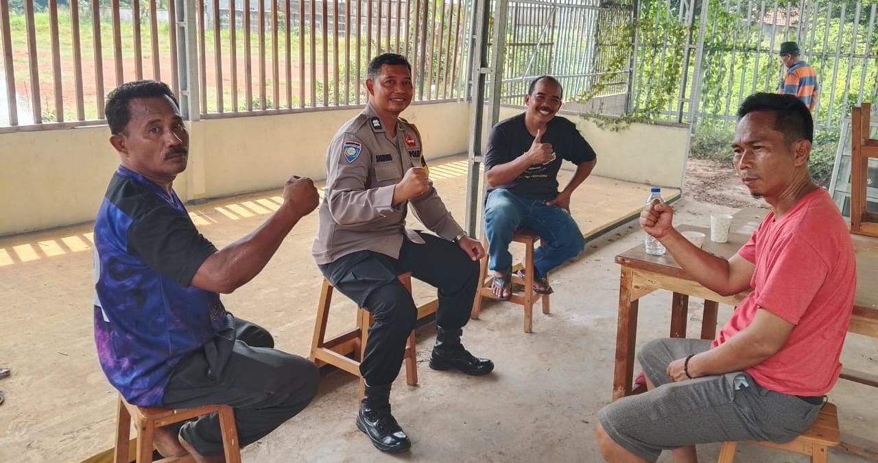 Patroli Wilayah Bhabinkamtibmas Mustika Sari Menyampaikan Kamtibmas
