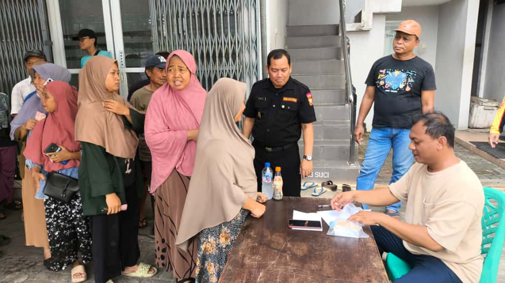 Polda Metro Jaya Gelar Gerakan Pangan Murah di Sunter Jaya Bersama Bulog dan Senkom