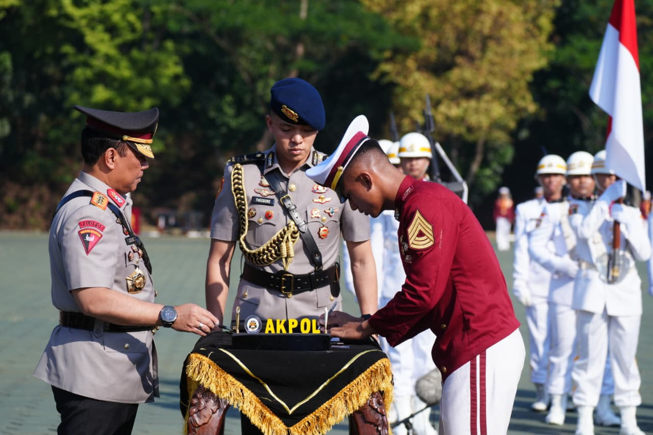 Tutup Pendidikan 282 Capaja Polri, Wakapolri Sampaikan Pesan Kapolri