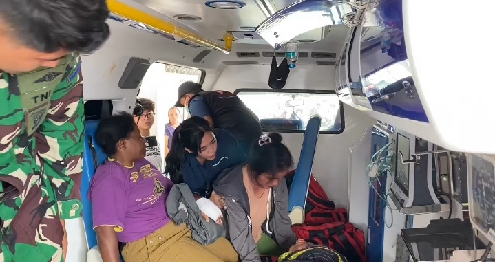 Polri dan TNI Berhasil Evakuasi Korban Serangan KKB di Distrik Anggruk