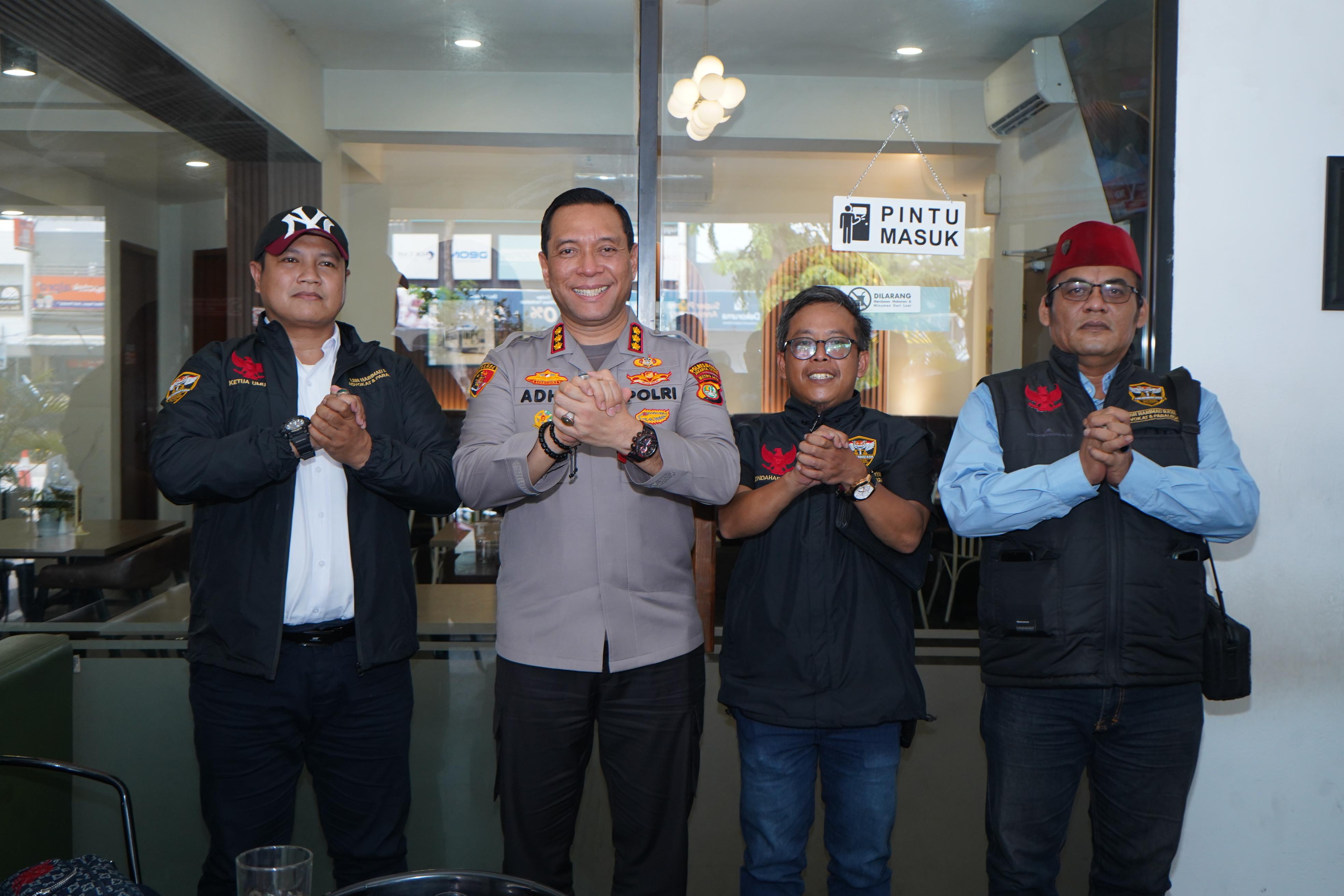 Ngariung Kamtibmas, Kapolres Metro Jakut Perkuat Sinergi bersama LBH Harimau Raya