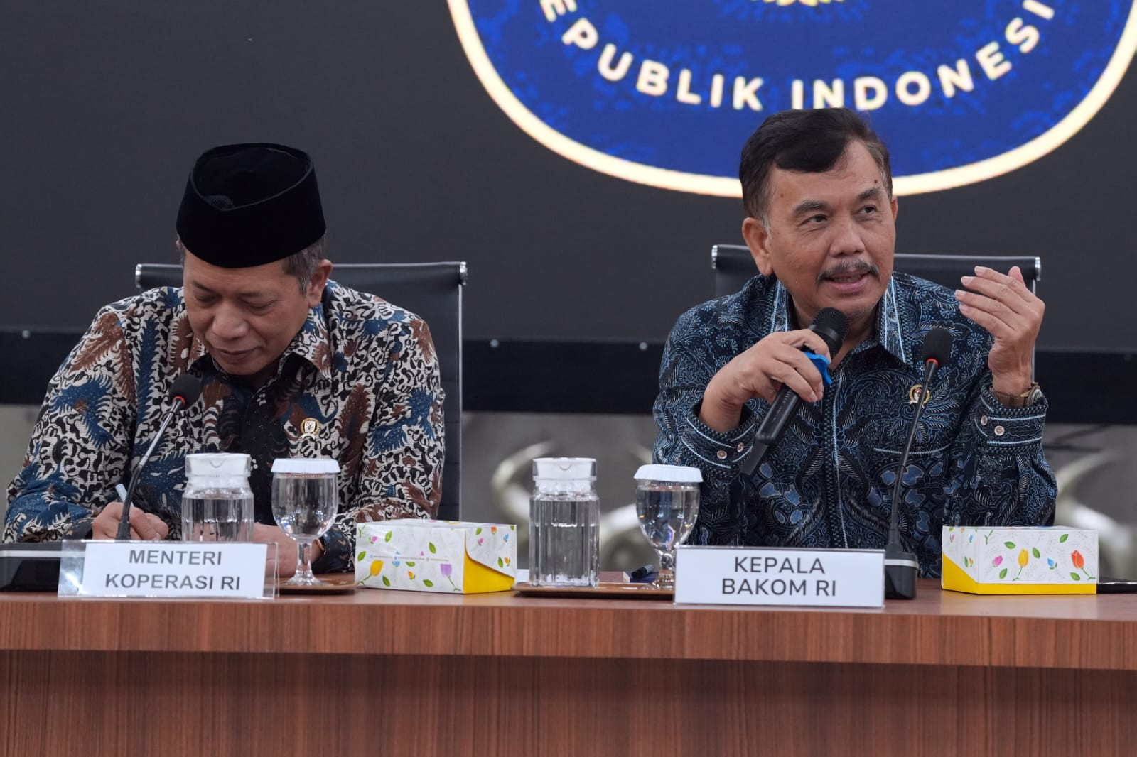 Kabakom: Presiden Prabowo Ingin Negara Hadir, Pertumbuhan Ekonomi Dirasakan Seluruh Rakyat