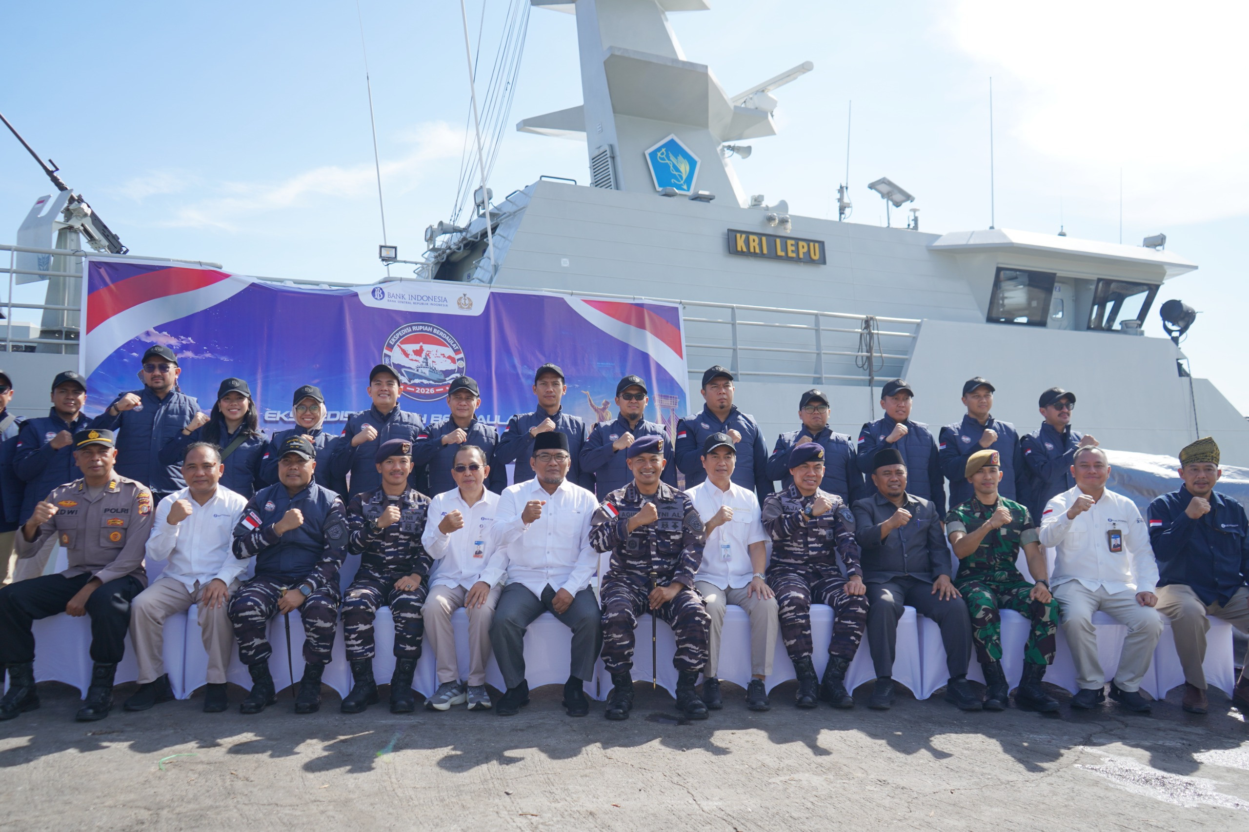 Wujud Sinergi TNI AL dan Bank Indonesia Menjaga Kedaulatan Negara, Danlanal Dumai Hadiri Pelepasan Tim Ekspedisi Rupiah Berdaukat 2026