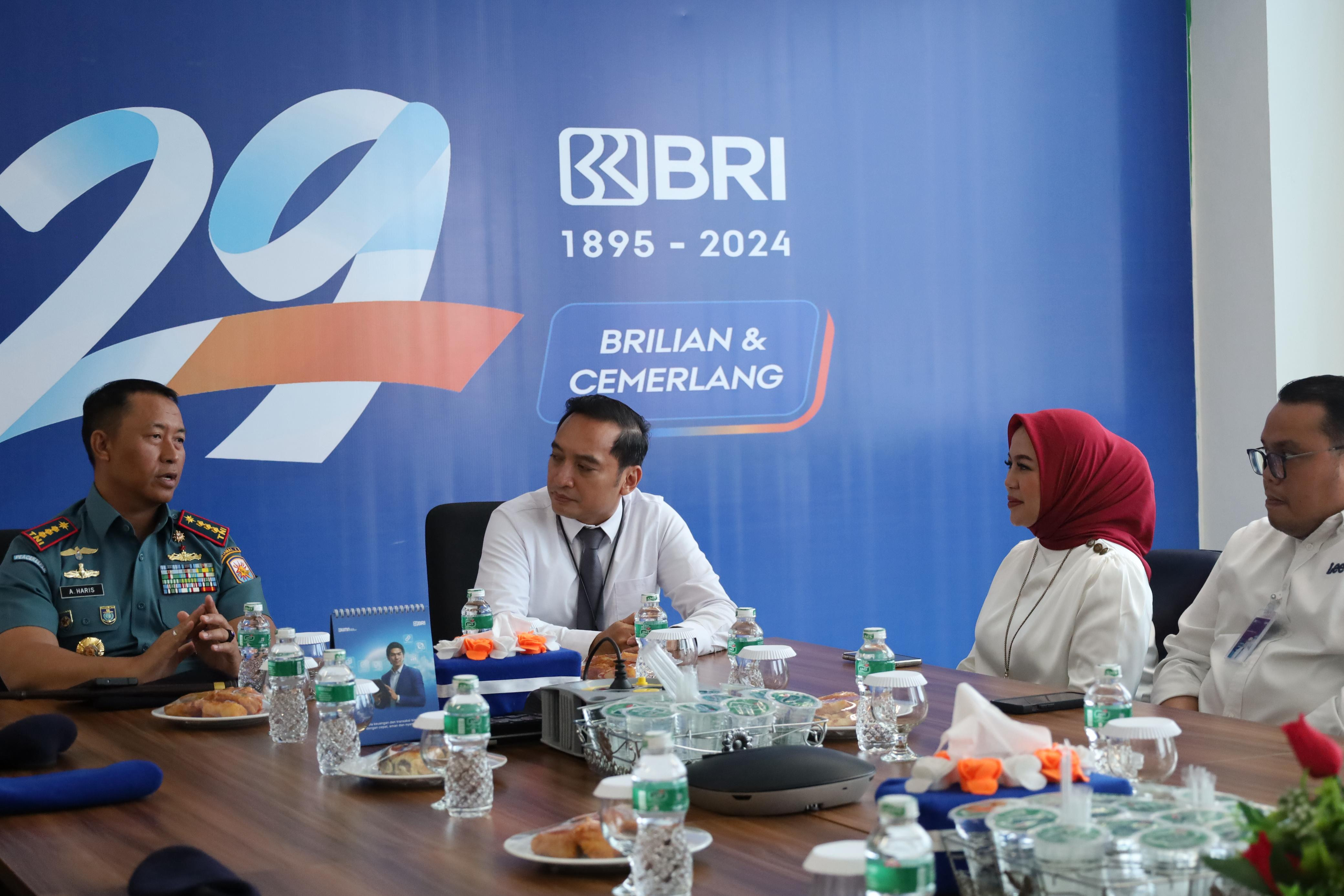 Jalin Silaturahmi Perkuat Sinergitas, Danlanal Dumai Kunjungi Kantor Cabang BRI Kota Dumai