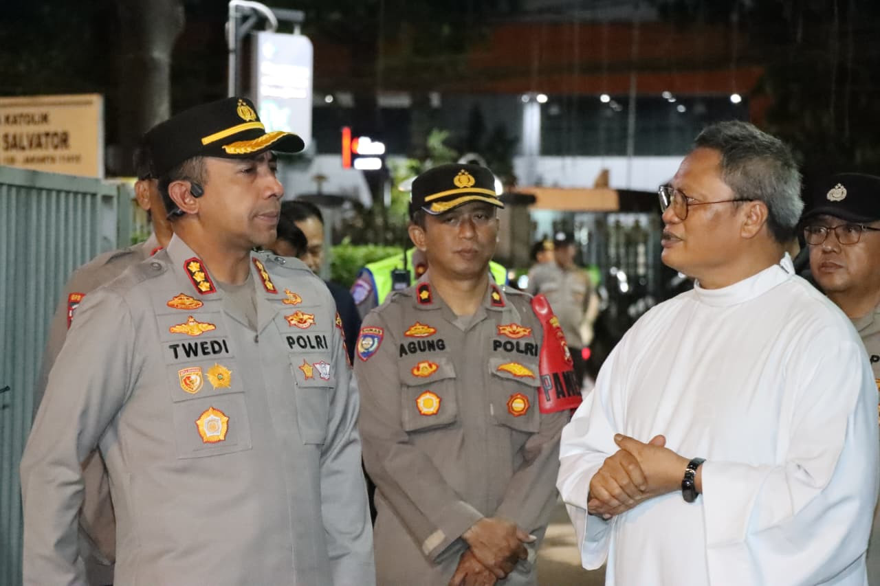 Polres Metro Jakarta Barat Pastikan Paskah 2026 Aman dan Khidmat, 147 Personel Amankan 33 Gereja