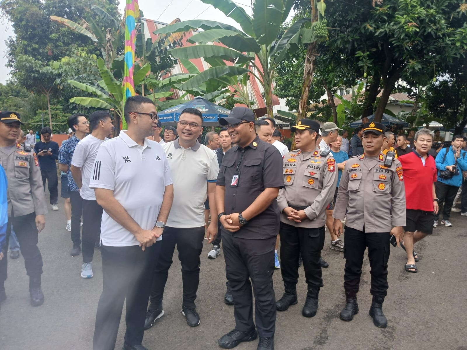 Wakapolres Jakarta Utara Ikuti Kegiatan Penangkapan Ikan Sapu-Sapu Bersama Gubernur DKI di Kelapa Gading