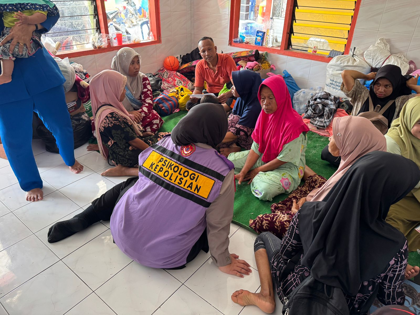 Polri Berikan Pendampingan Psikologis bagi Penyintas dan Personel di Sumbar