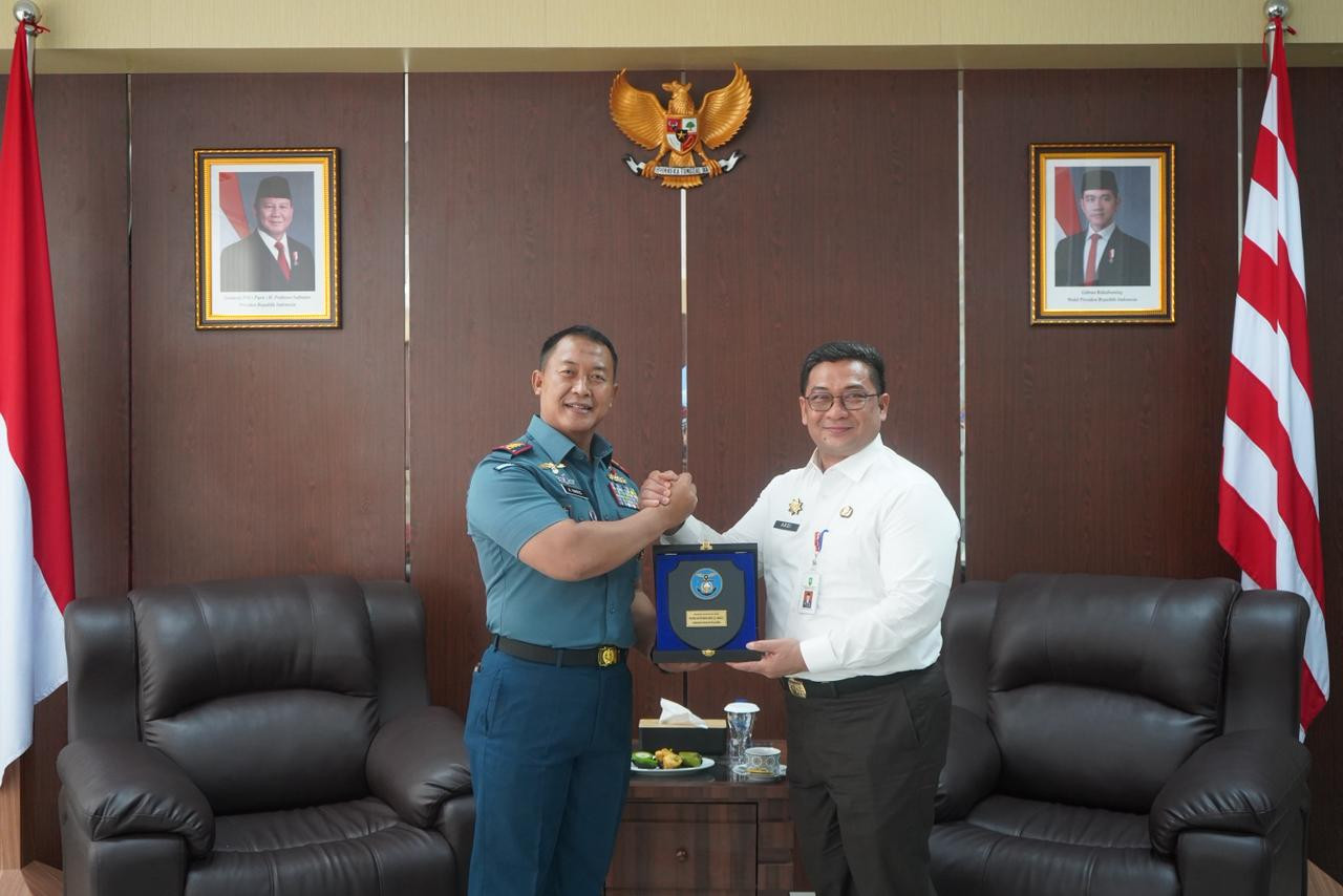 Perkuat Pertahanan dan Ekonomi Maritim, Sekda Provinsi Riau Laksanakan Kunjungan Kerja Ke Mako Lanal Dumai