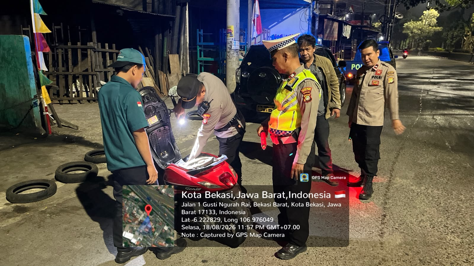 Polsek Bekasi Barat Berikan Rasa Aman Kepada Masyarakat Gelar Patroli dan Razia Stasioner