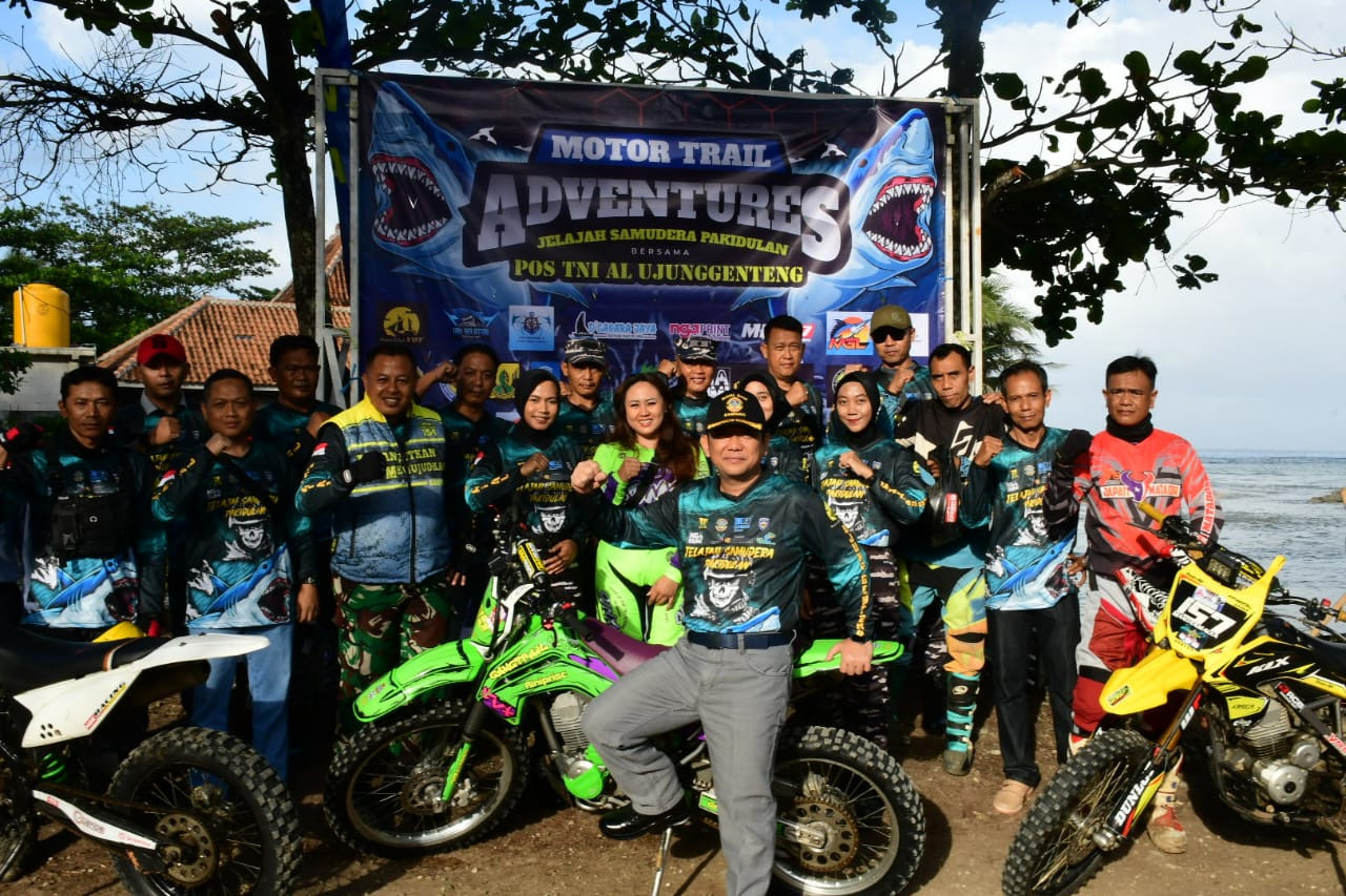 Tingkatkan Wisata Pantai Ujunggenteng, TNI AL Bandung Gelar Motor Trail Adventures