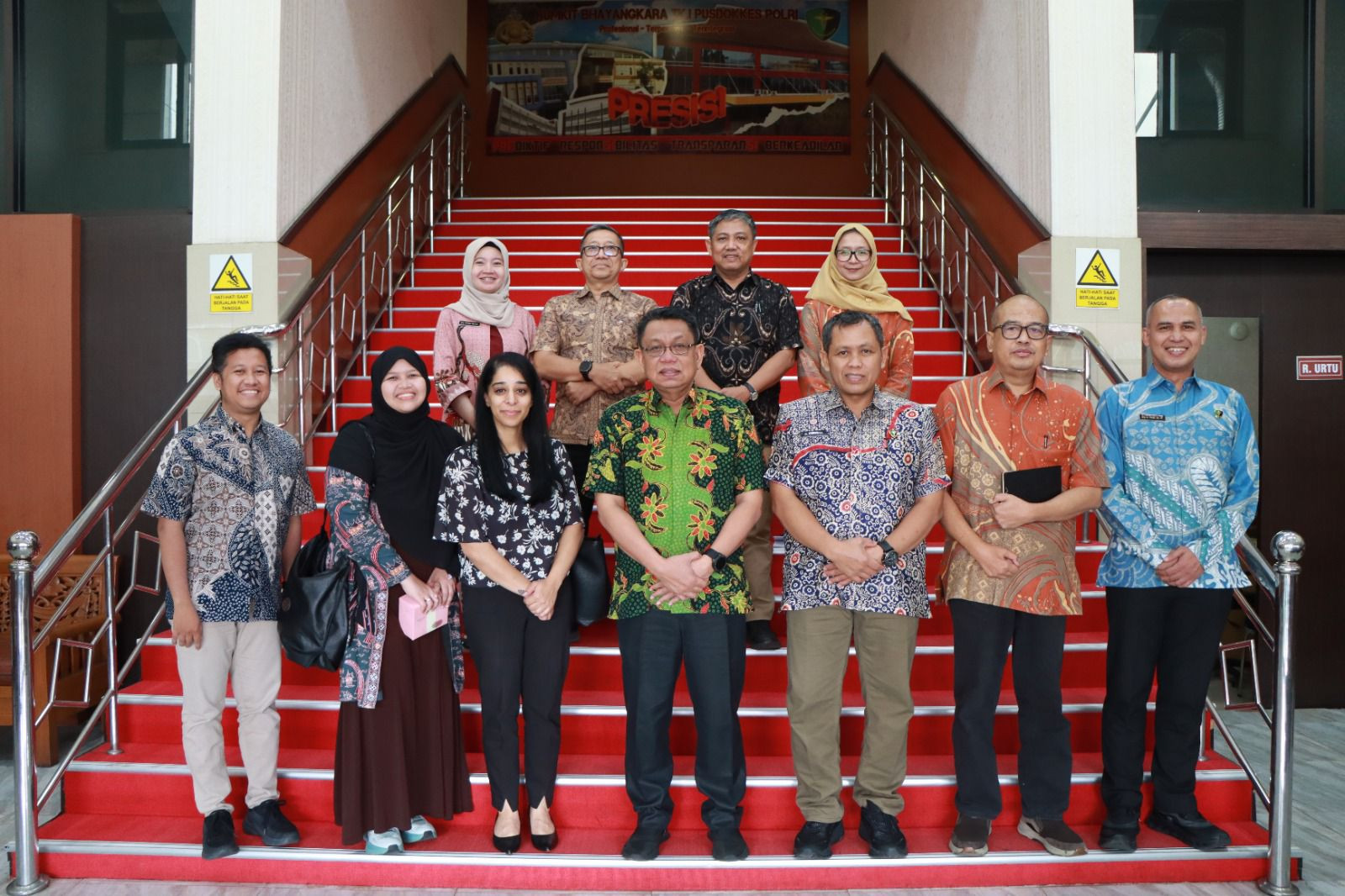 RS BHAYANGKARA TK. I PUSDOKKES POLRI TERIMA KUNJUNGAN KEDUTAAN BESAR INGGRIS DI JAKARTA