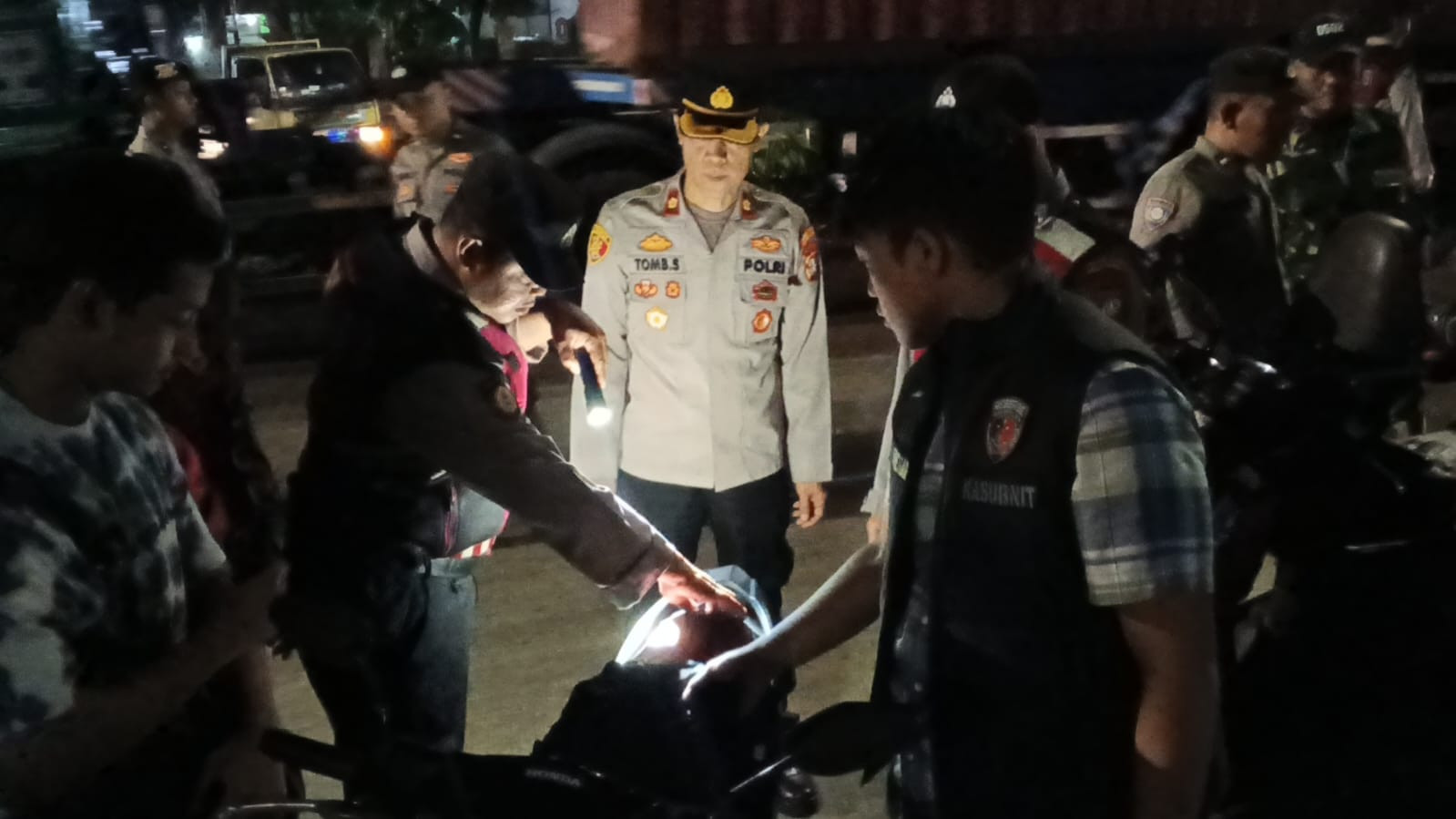 Polsek Metro Penjaringan Intensifkan Patroli KRYD, 10 Sepeda Motor Tanpa Surat Diamankan