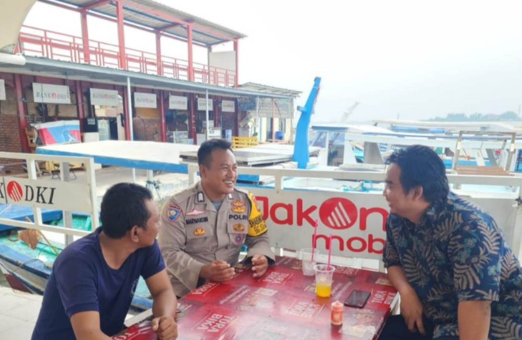 Bhabinkamtibmas Pulau Pramuka Gandeng Tokoh Masyarakat Tangkal Premanisme dan Jaga Keamanan Wilayah