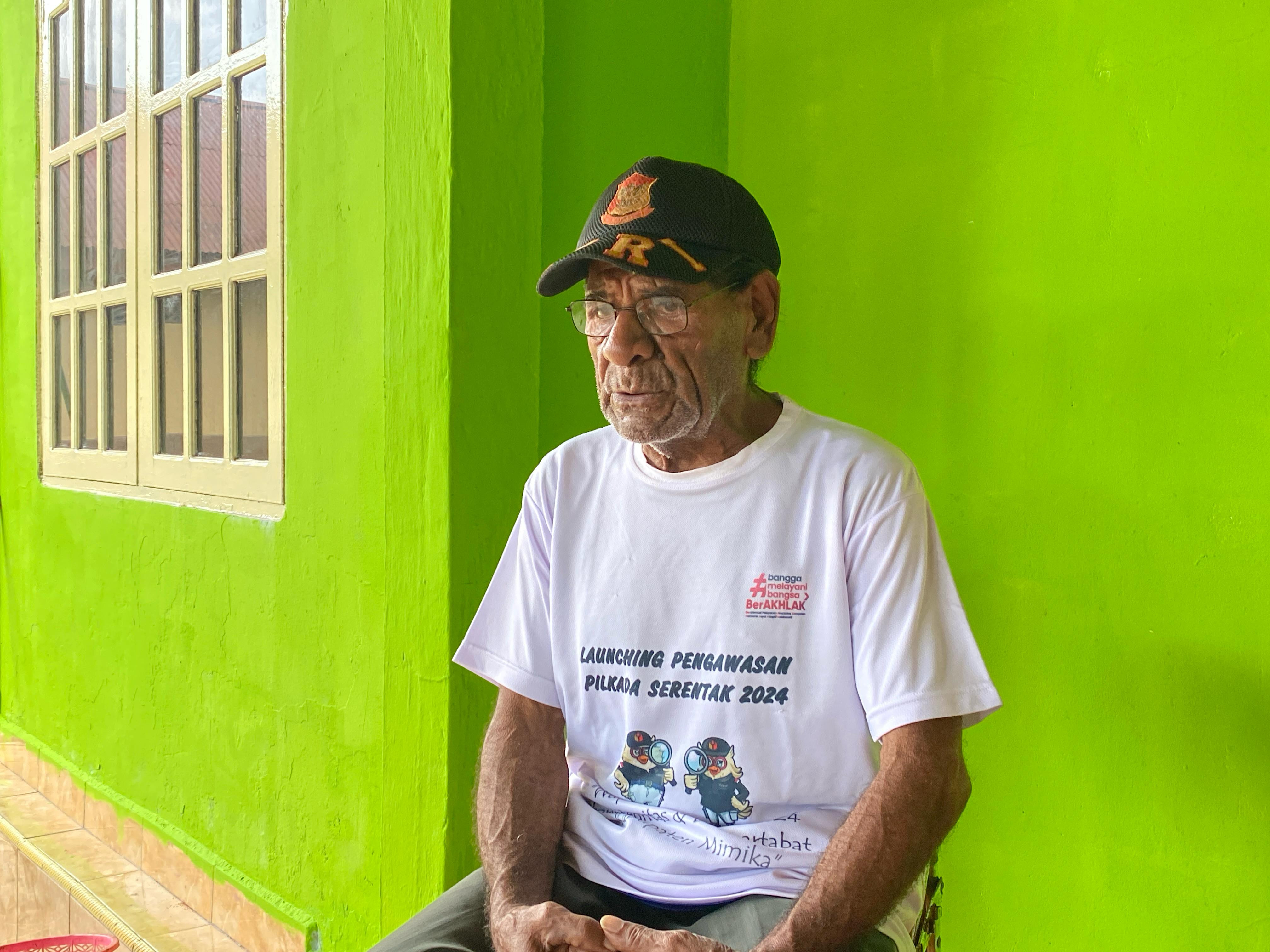 Sambut Paskah, Arnold Ronsumbre Ajak Masyarakat Papua Bersatu dan Bergandengan Tangan