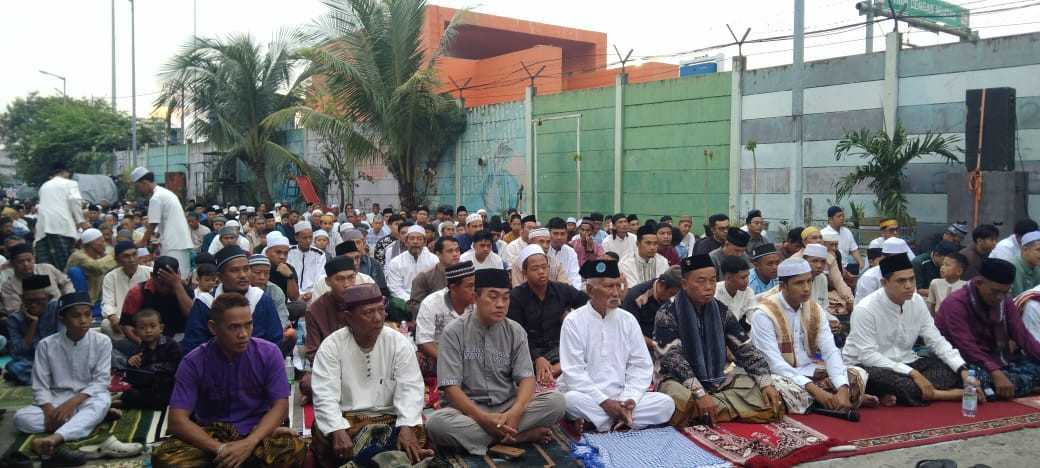 Sholat Idulfitri 1447 H di Kalibaru Berlangsung Tertib dan Penuh Kekhusyukan