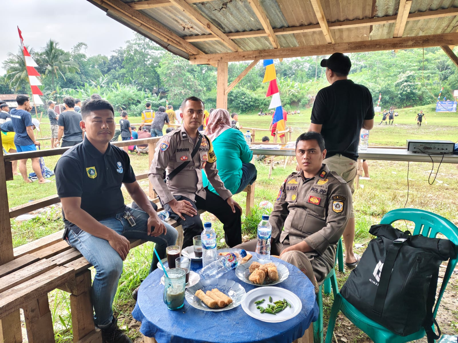 Bhabinkamtibmas Polsek Klapanunggal Sambangi Warga, Sampaikan Himbauan Kamtibmas