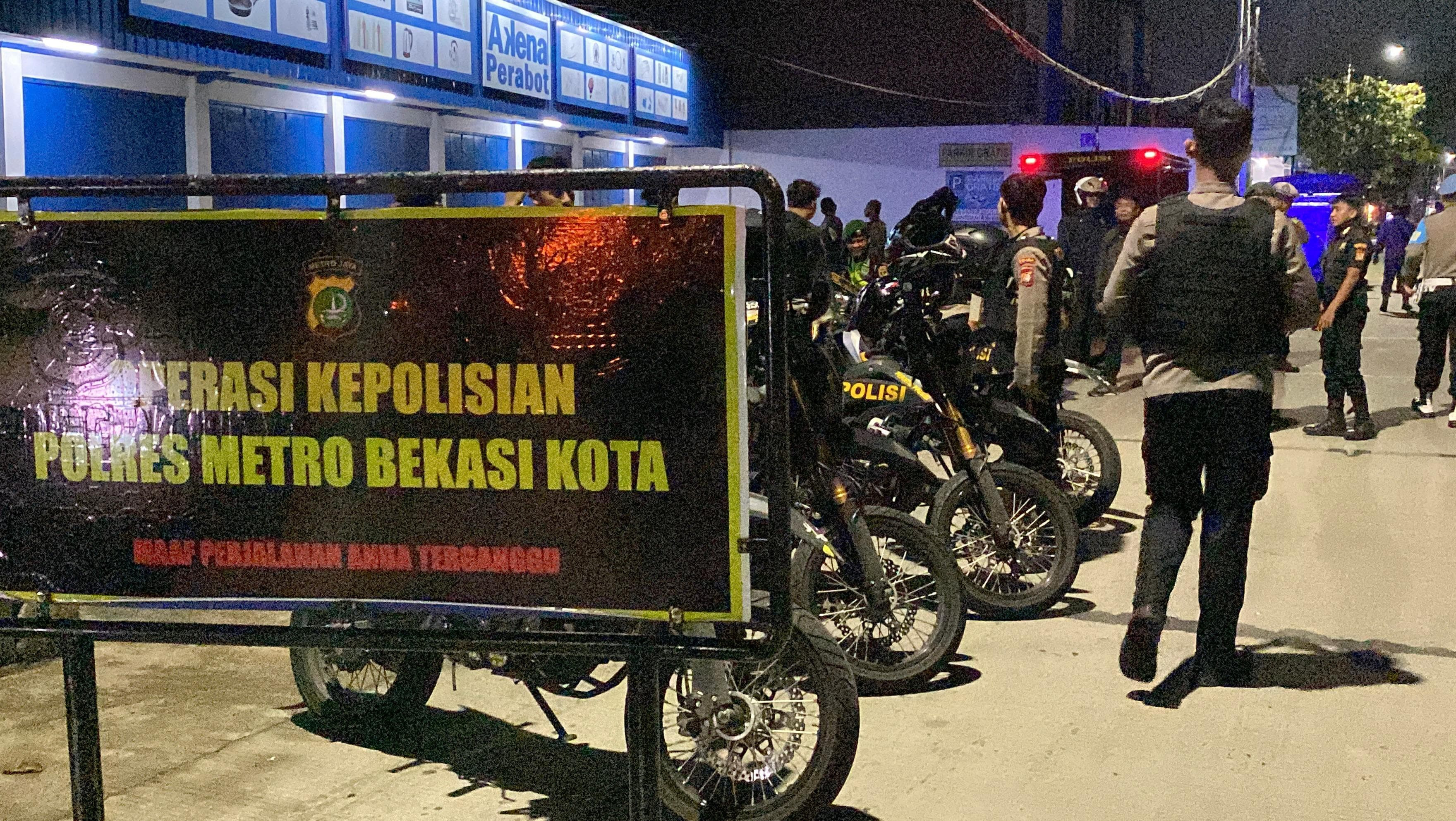 Sinergi Tiga Pilar, Polres Metro Bekasi Kota Gelar Patroli Skala Besar Antisipasi Begal dan Tawuran