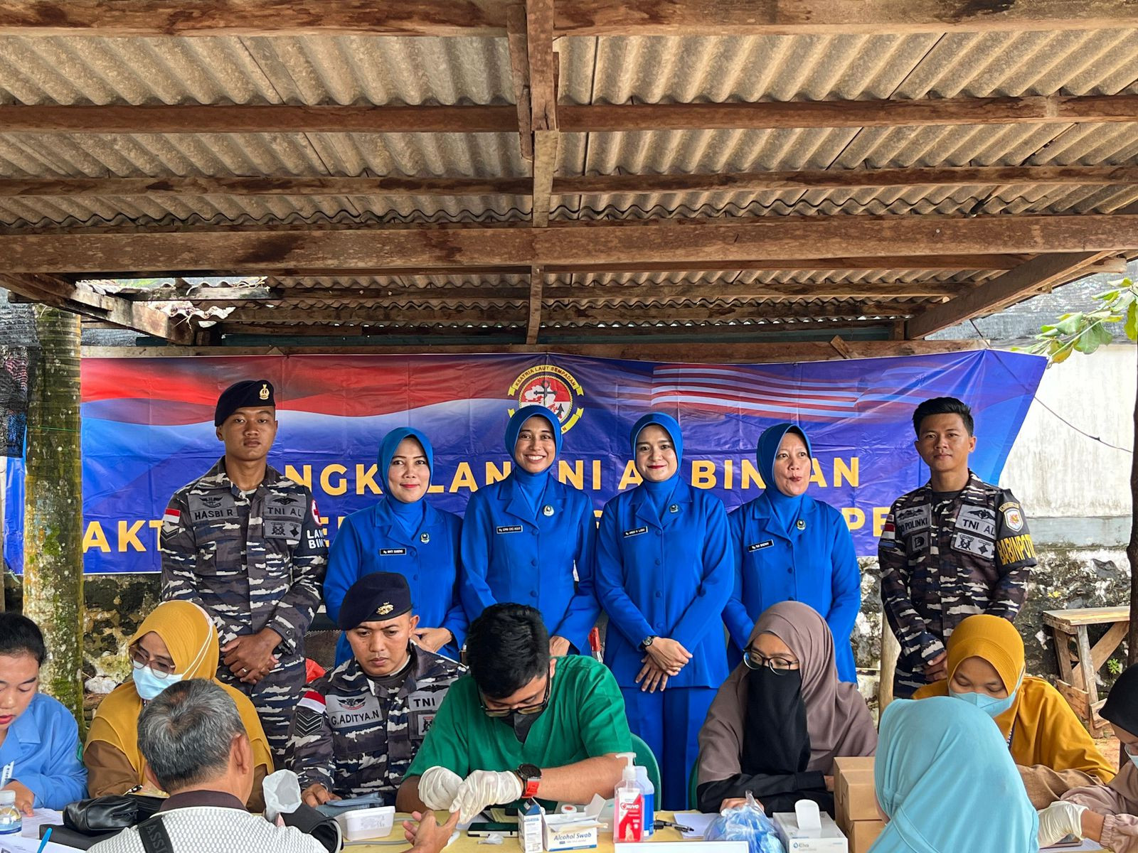 Lanal Bintan Gelar Bakti Kesehatan dan Bakti Sosial Jelang HUT TNI AL Ke-80 Tahun 2025
