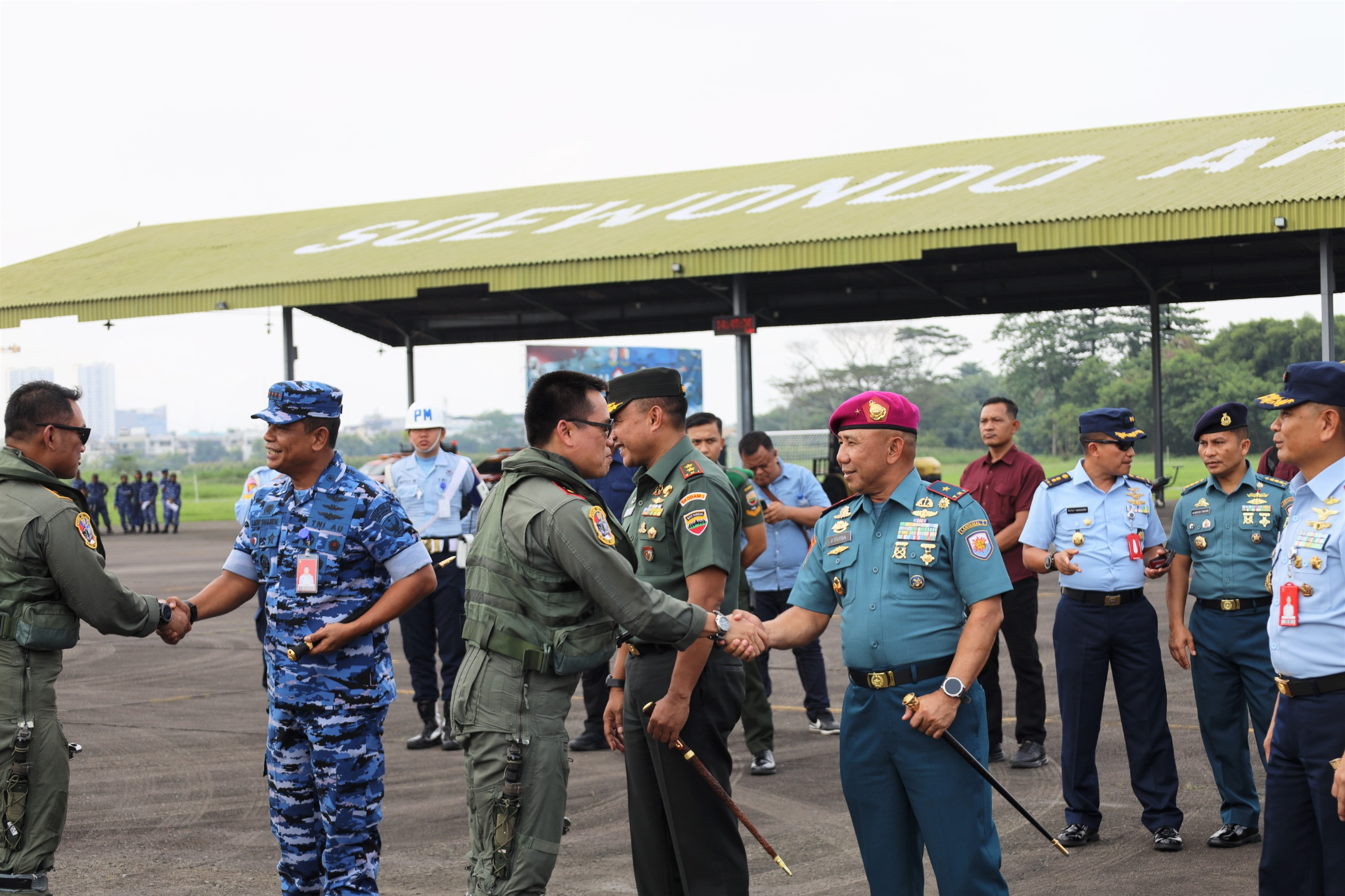Pererat Sinergitas TNI, Danlantamal I Hadir Dalam Penyambutan Pesawat Tempur TNI AU