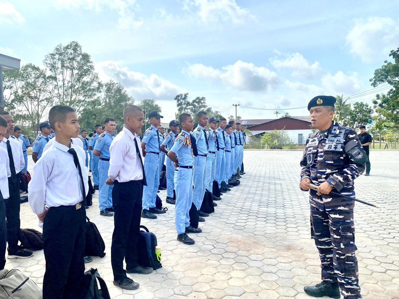Danlanal Bintan Terima Kunjungan Edukasi Siswa/Siswi STM Negeri I Seri Kuala Lobam