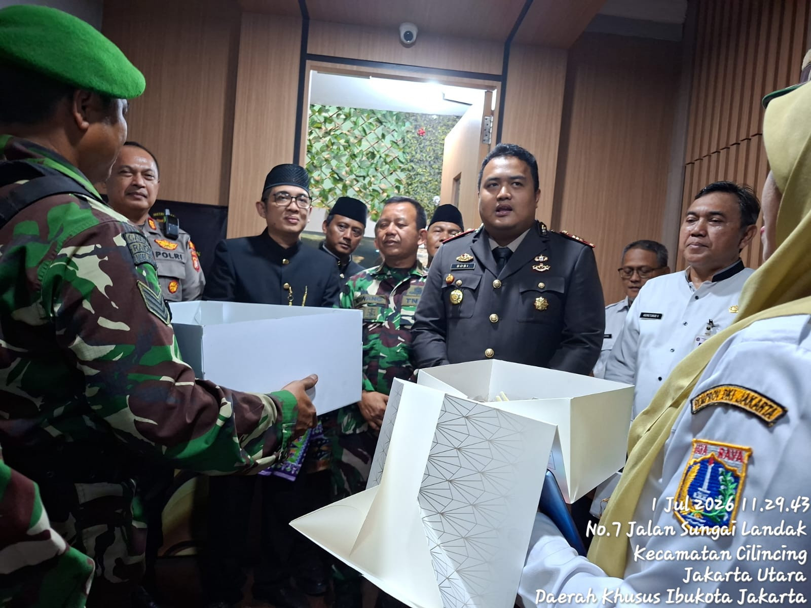 Surprise Party dari Tiga Pilar Warnai HUT Bhayangkara ke-80 di Polsek Cilincing, Perkuat Sinergi Jaga Kamtibmas