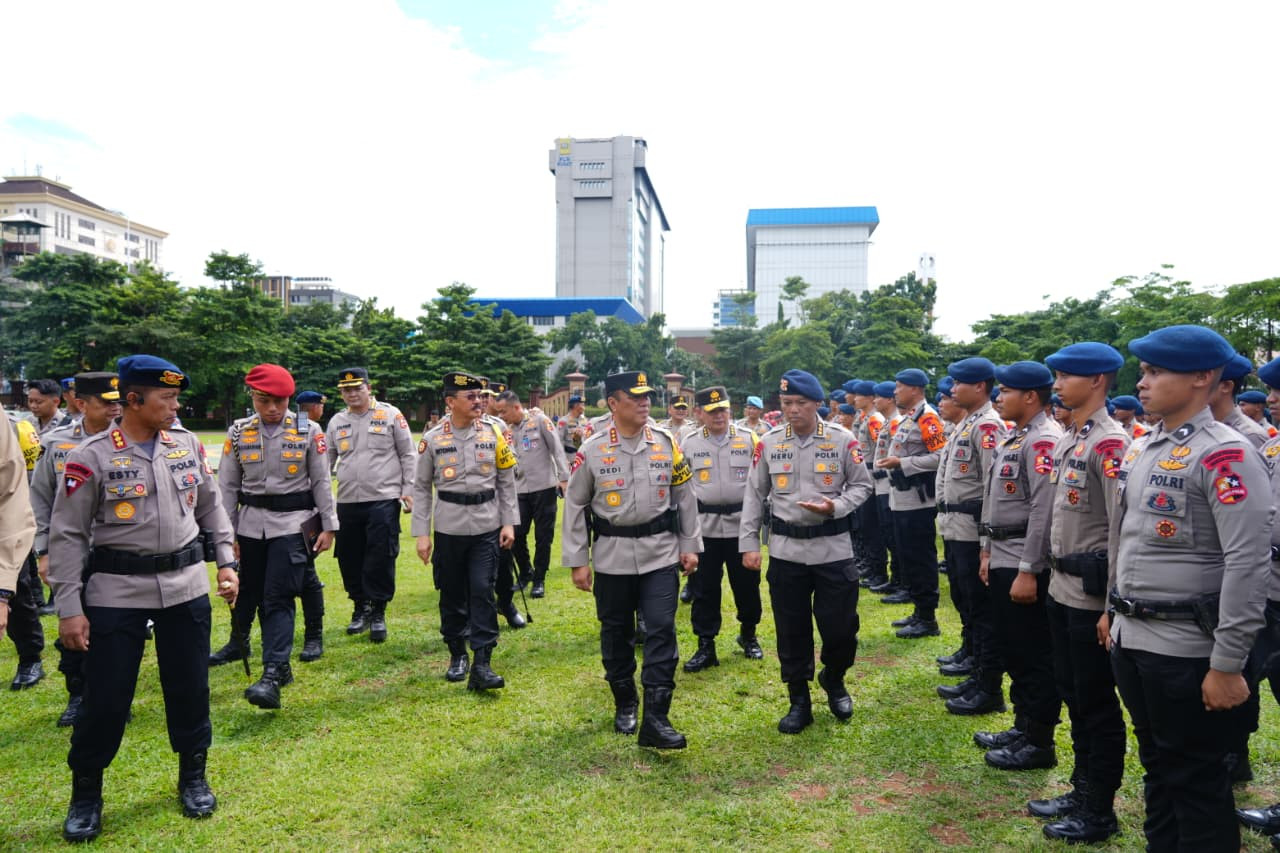 Wakapolri: Polri Berangkatkan 1.500 Personel untuk Penanggulangan Bencana di Aceh, Sumut, dan Sumbar