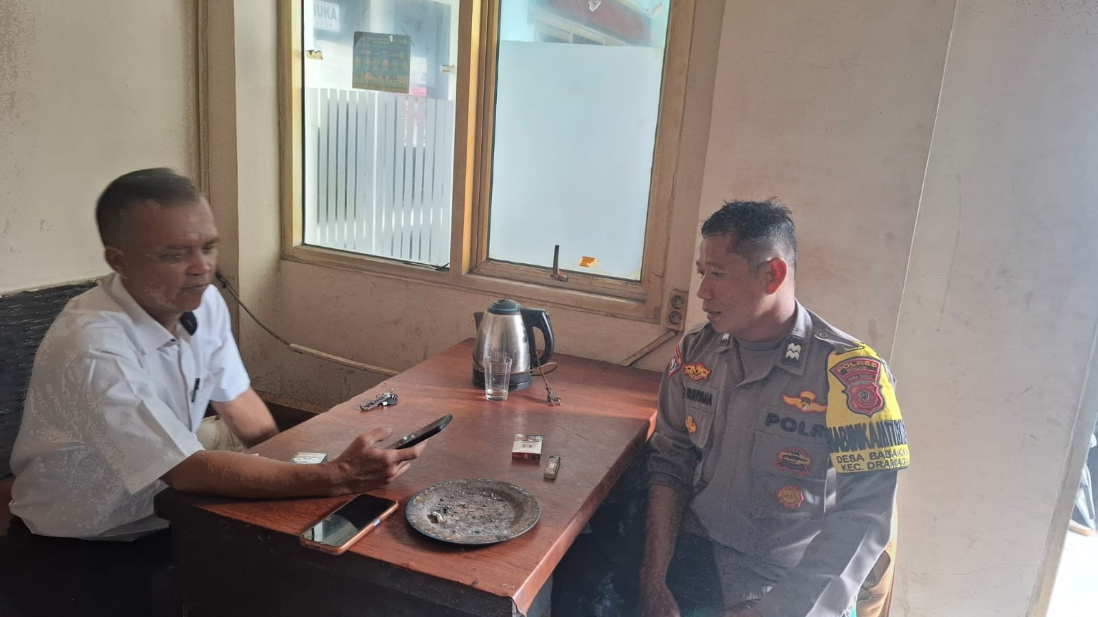 Bhabinkamtibmas Polsek Dramaga Gencarkan Giat Sambang Warga, Ajak Jaga Kamtibmas dan Kondusifitas Lingkungan