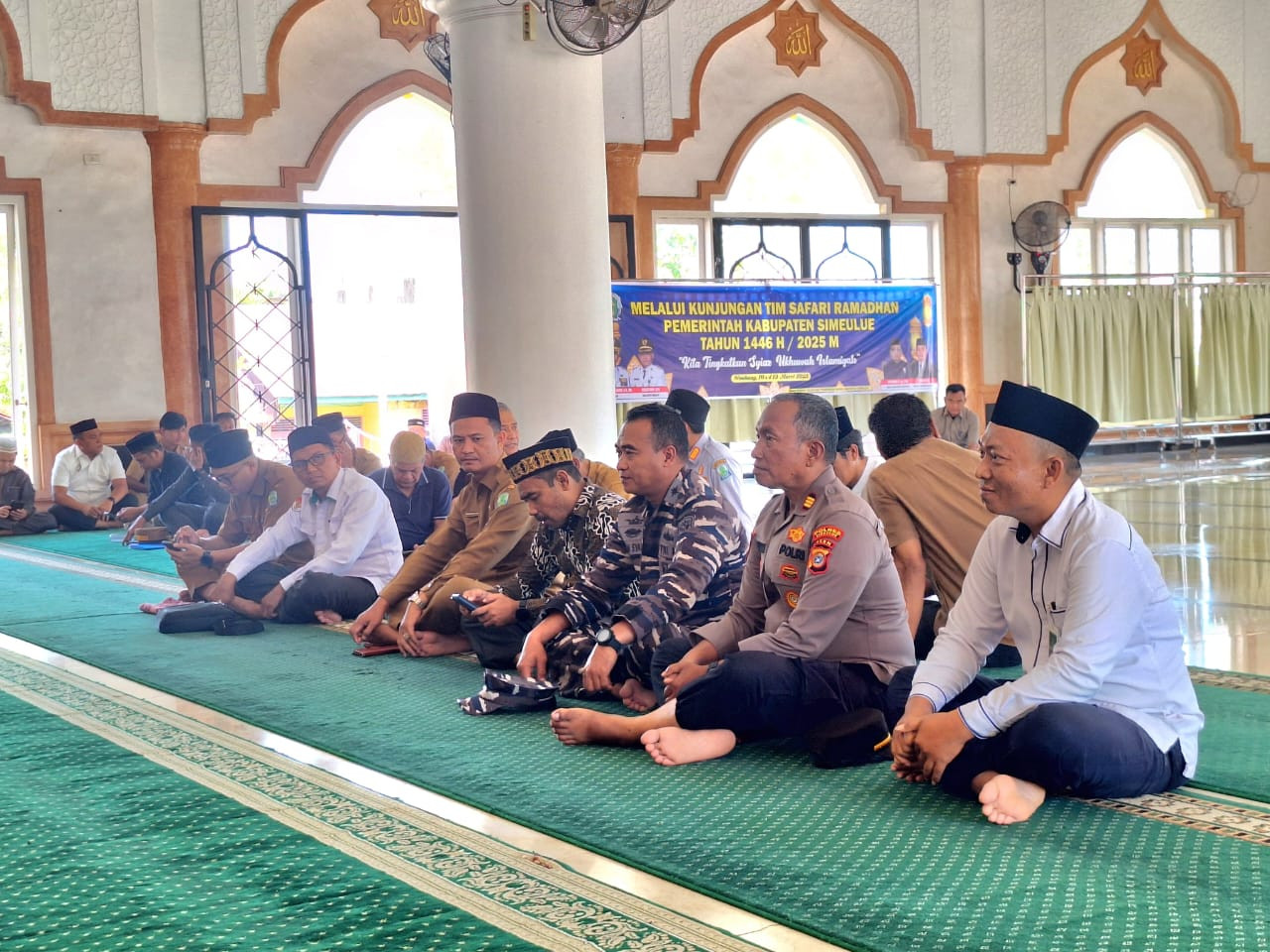 Danlanal Diwakili Pjs. Pasops Lanal Simeulue Hadiri Pelepasan Tim Safari Ramadhan 1446 H/2025 M di Kabupaten Simeulue