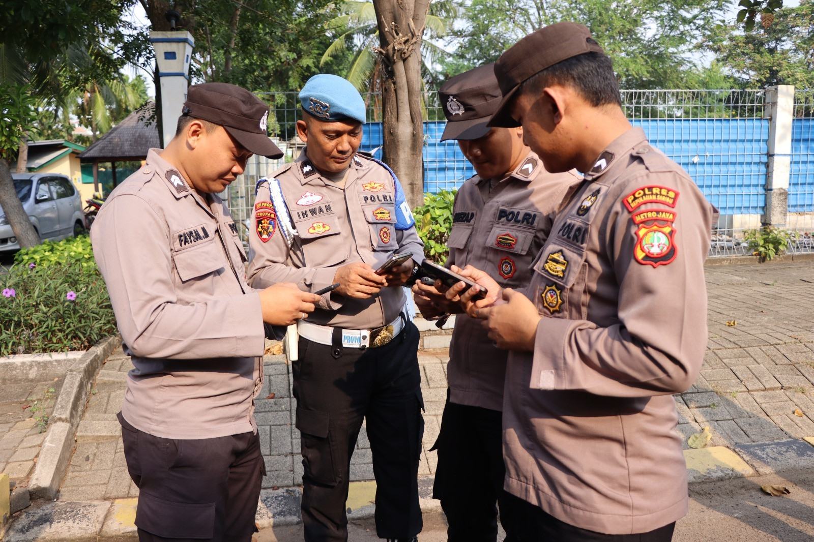 Gaktiplin Usai Apel Pagi, Polres Kepulauan Seribu Cek HP Anggota Pastikan Bebas Judi Online