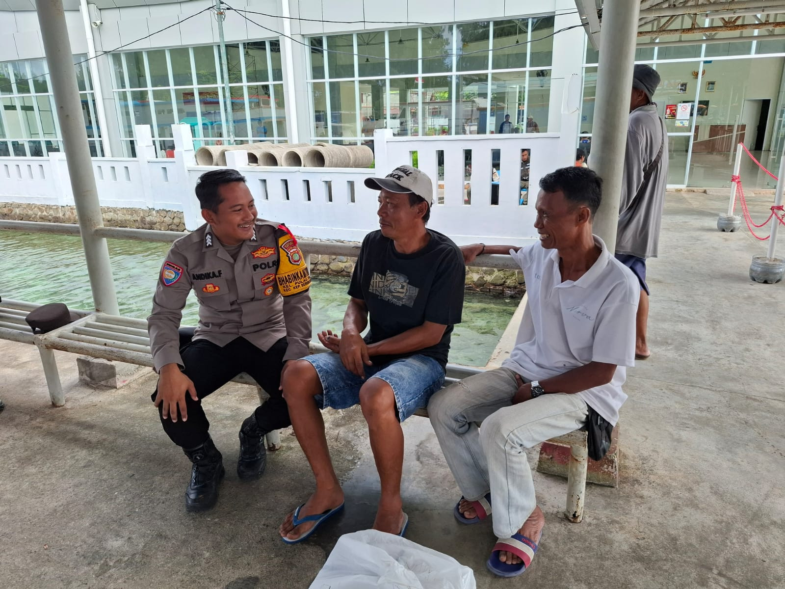 Bhabinkamtibmas Pulau Tidung Ajak Warga Jaga Kamtibmas dan Sukseskan Ops Ketupat 2026