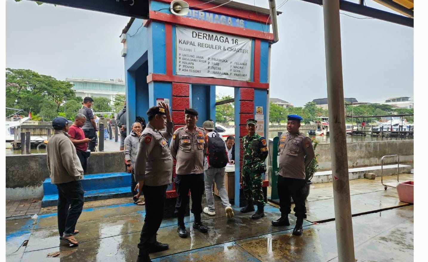 Polres Kepulauan Seribu Gelar Strong Point di Dermaga Marina Ancol, Wakapolres Pimpin Langsung Pengamanan
