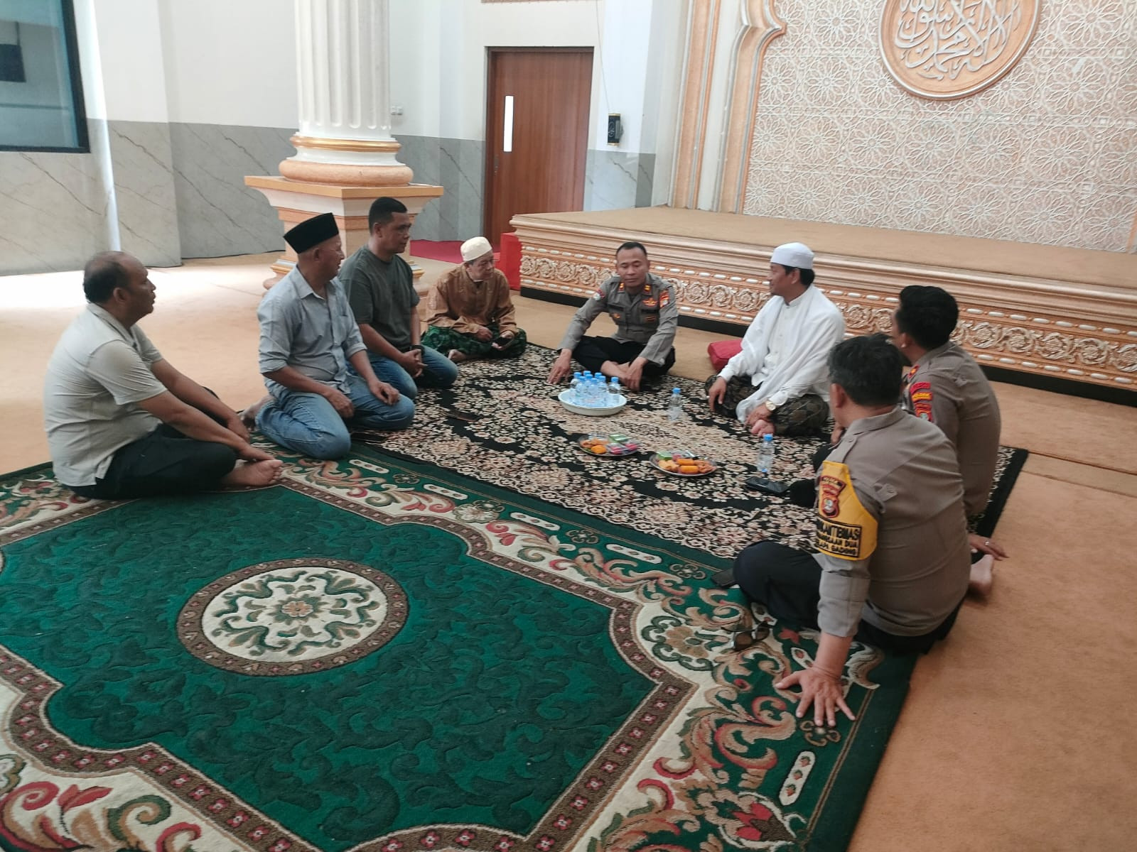 Kapolsek Kelapa Gading Sambangi Yayasan Maarif Sadiyah, Ajak Tokoh Agama Perkuat Sinergi Jaga Kamtibmas