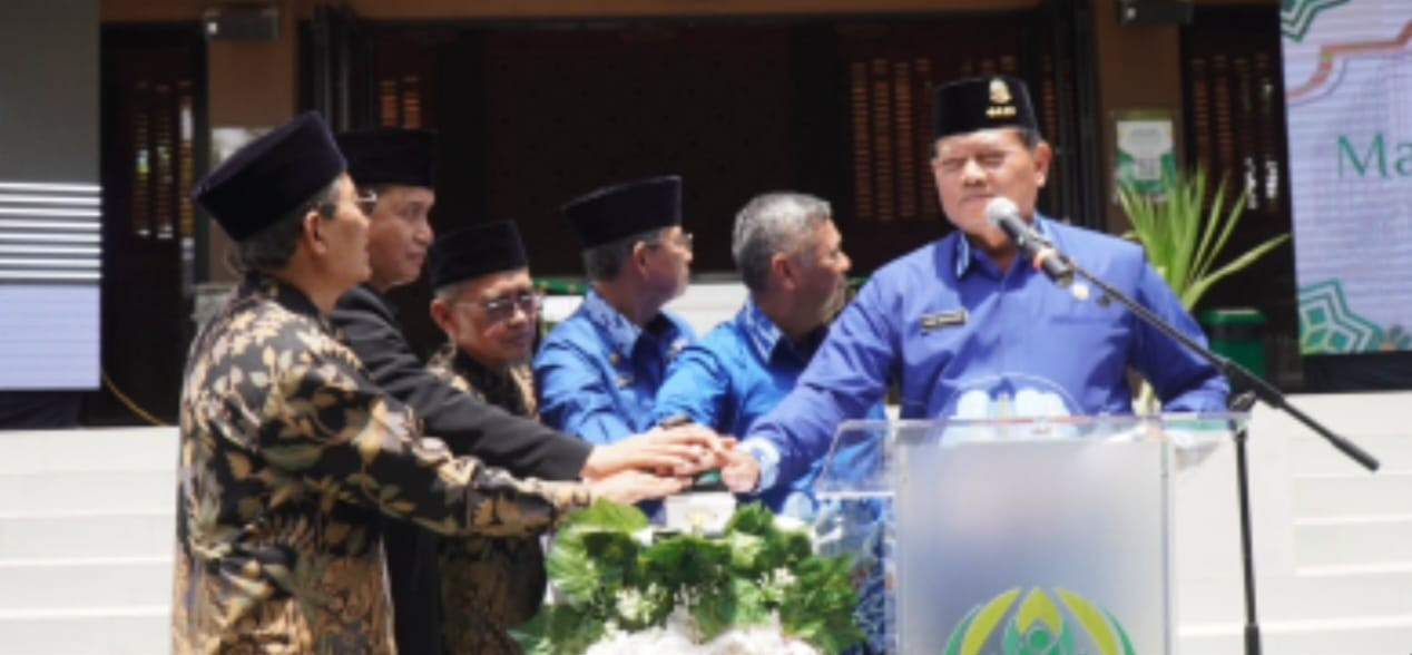 Ketua Umum PPAL Resmikan Masjid Al Amanah di Cinunuk, Bandung