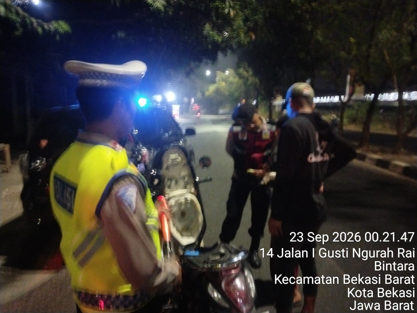 Jaga Jakarta On The Spot, Cegah Tawuran Polsek Bekasi Barat Gelar Razia dan Patroli