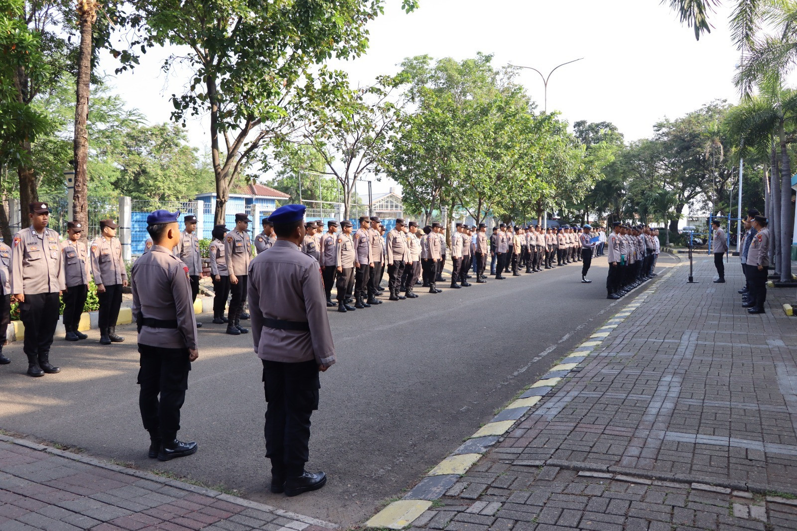 Apel Pagi Polres Kepulauan Seribu, Kapolres Tekankan Disiplin, Kesiapan Audit dan Kebersihan Mako