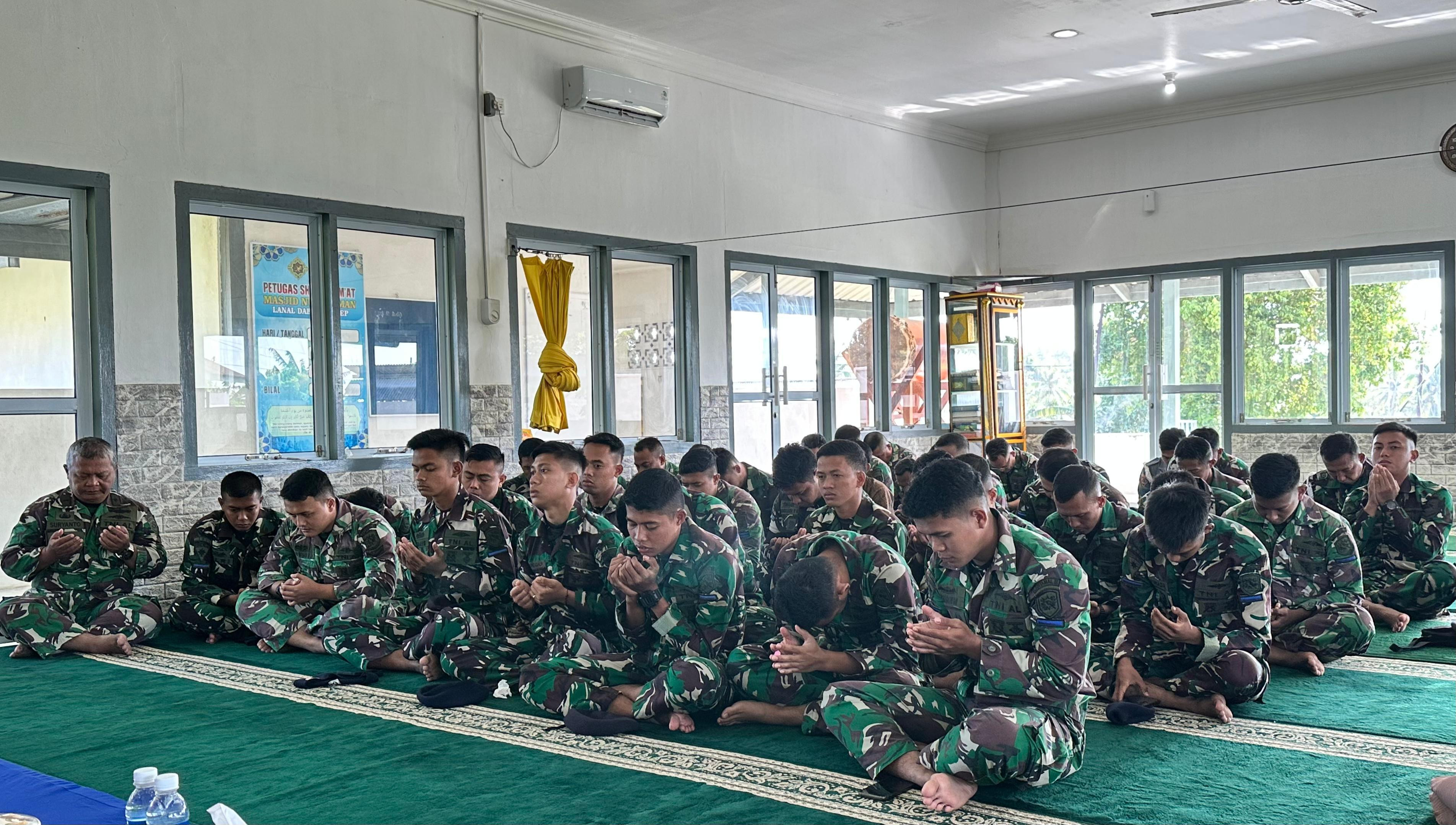 Pangkalan TNI Angkatan Laut Dabo Singkep Peringati Isra' Mi'raj Nabi Muhammad SAW 1446 H / 2025 M