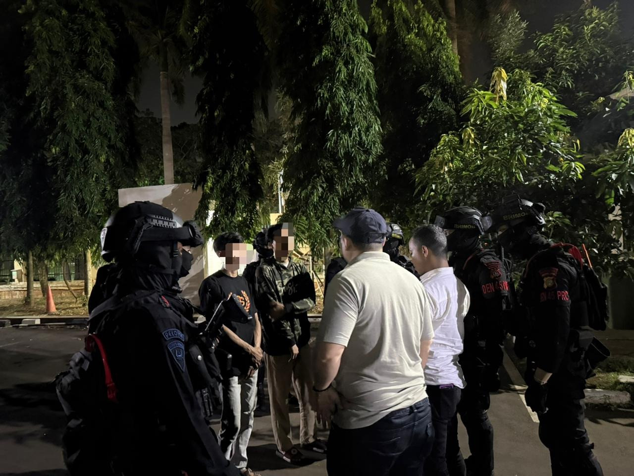 Brimob Polda Metro Jaya Amankan Remaja Terindikasi Narkoba Saat Patroli Cegah Tawuran di Bekasi