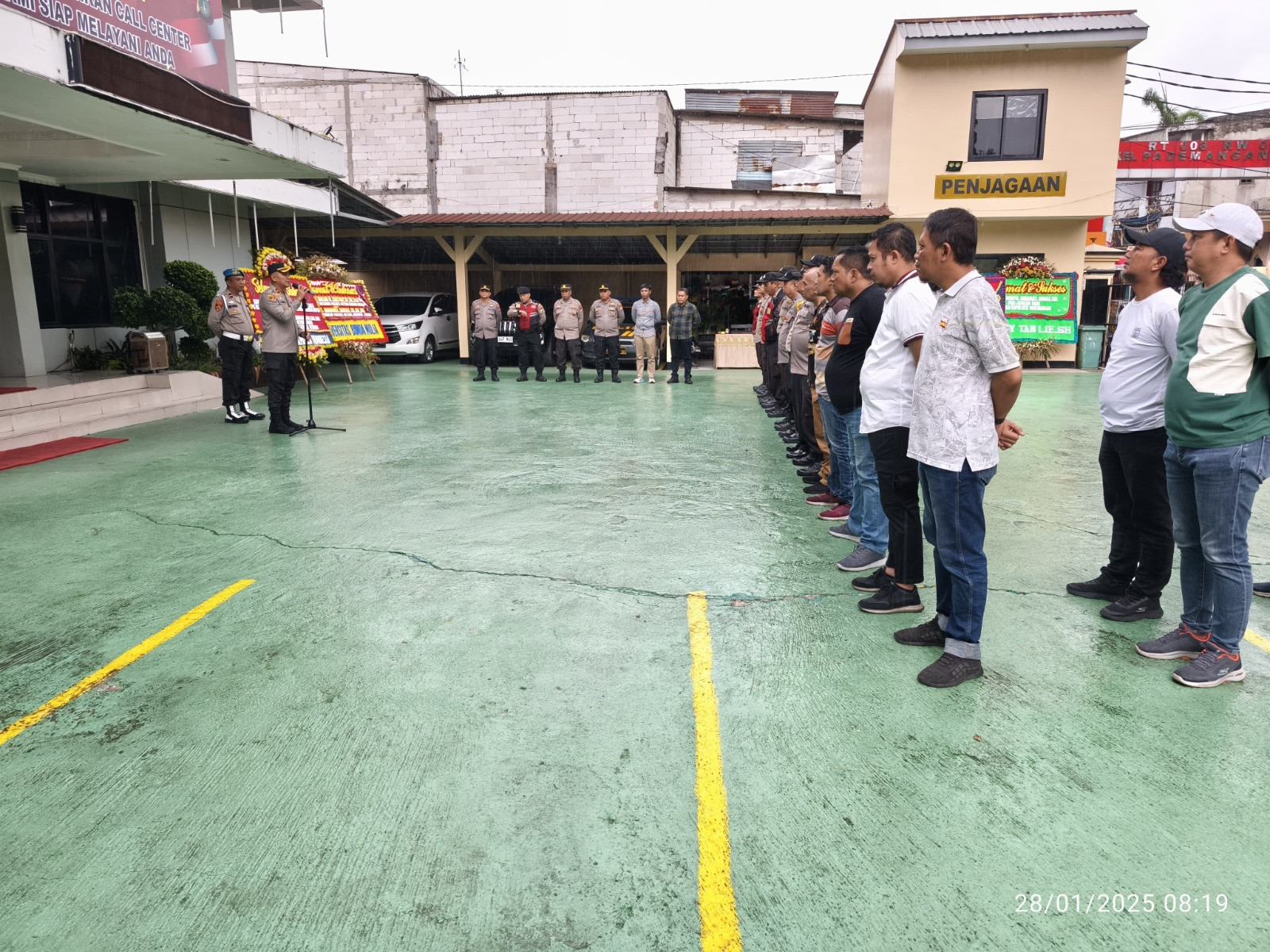 Kapolsek Pademangan Pimpin Apel Persiapan Pengamanan Tahun Baru Imlek 2576