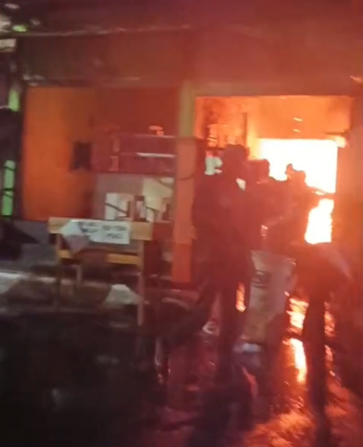 Rumah Warga di Sunter 2 Terbakar Disertai Ledakan, Dua Orang Luka Bakar