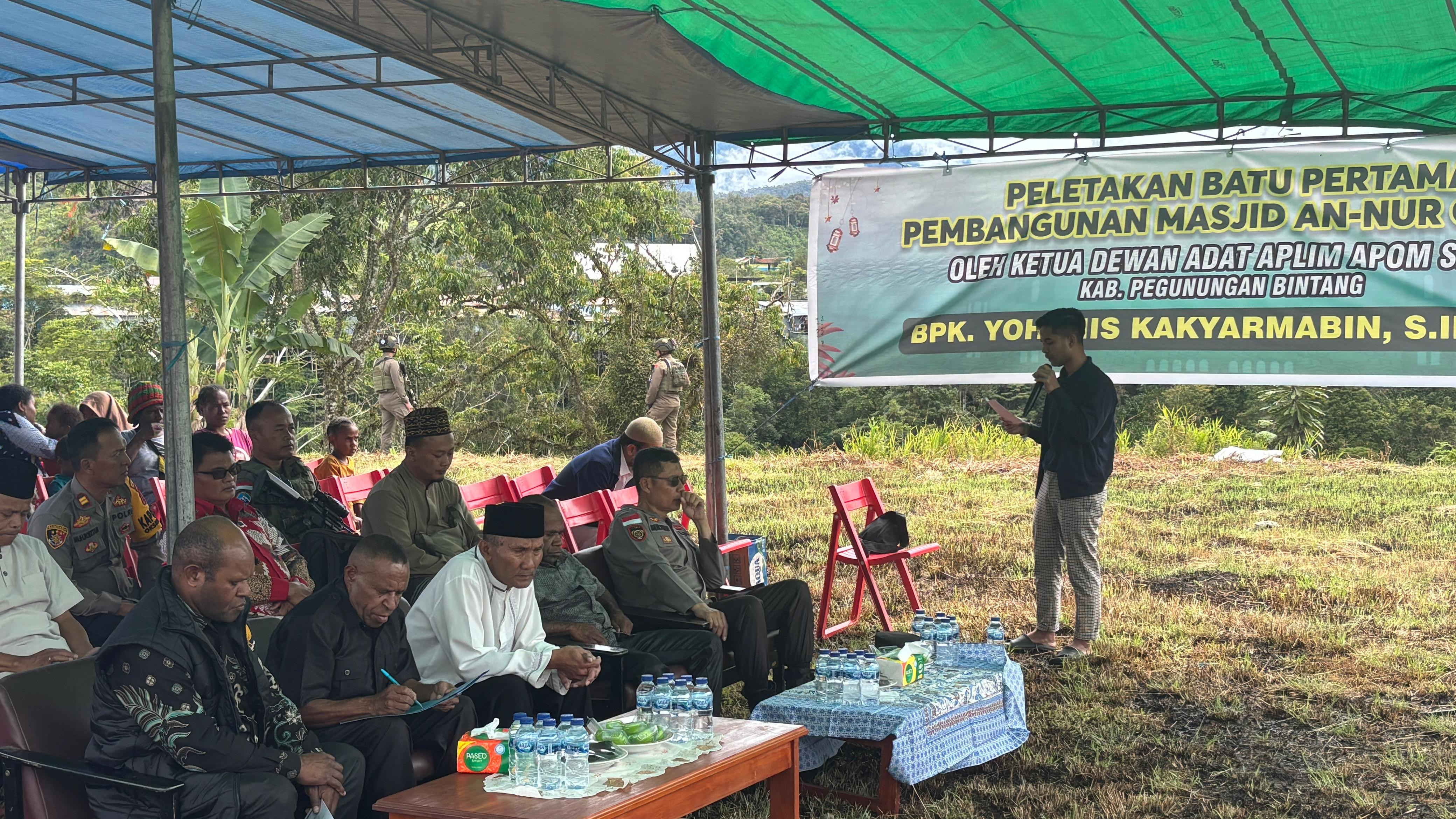 Satgas Operasi Damai Cartenz-2025 Hadiri Peletakan Batu Pertama Pembangunan Masjid di Oksibil