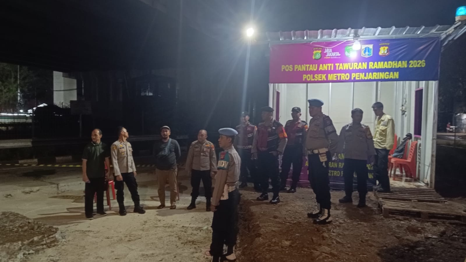 KRYD Polsek Metro Penjaringan, Patroli Malam Intensif Antisipasi Tawuran dan Kejahatan Jalanan