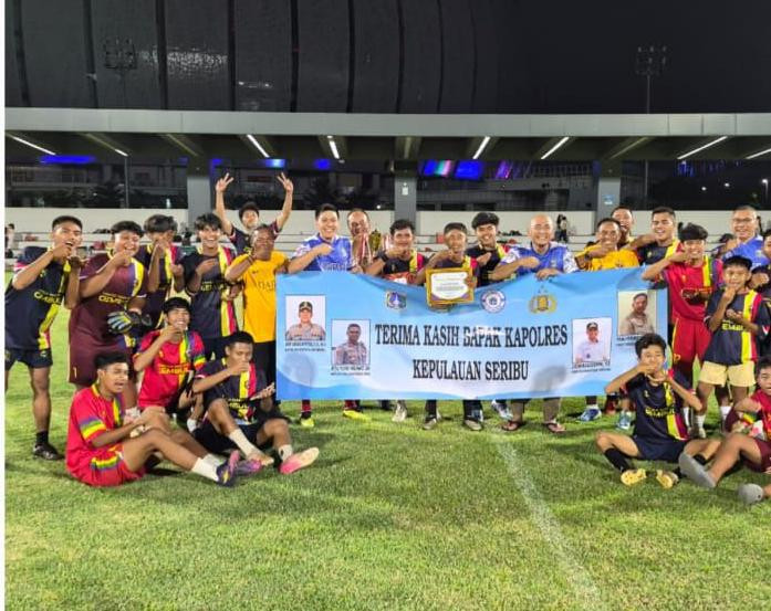 Polres Kepulauan Seribu Gelar Pertandingan Persahabatan Sepak Bola, Perkuat Sinergitas dengan Karang Taruna